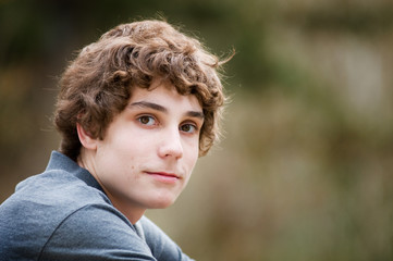 head-shoot of a teen boy