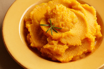 Pumpkin Puree in a bowl. 