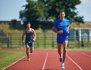 Obraz premium Friends running