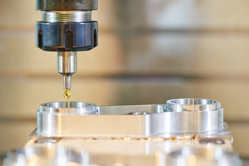 industrial milling machine tool with mill 