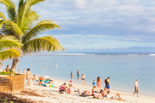 plage et lagon de l'Ermitage, &icirc;le de la R&eacute;union