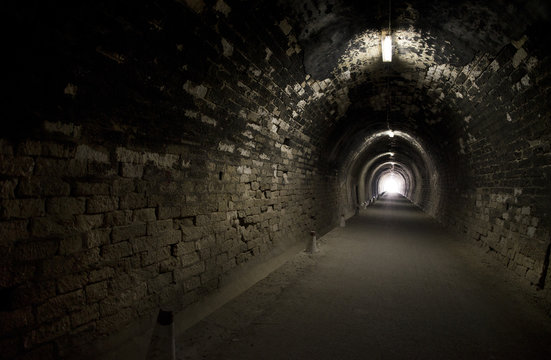 Black tunnel