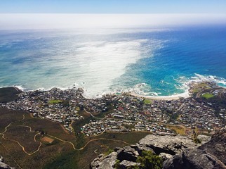 Aussicht vom Tafelberg in Südafrika