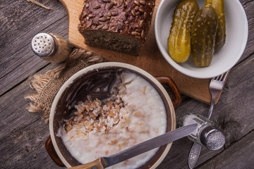 Lard with cracklings