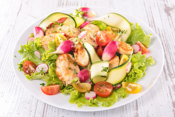 salad with vegetable and chicken