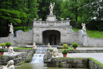 Fototapeta na wymiar Fountains and sculptures of the castle Hellbrunn, Salzburg, Austria