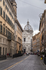 Fototapeta premium walking in Rome and its churches