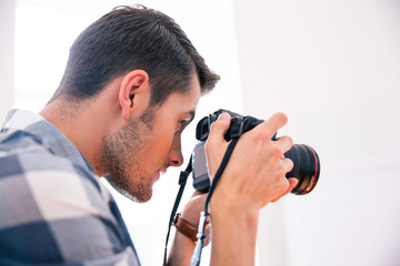Man using photo camera