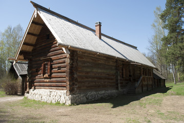 Russian home in the Middle Ages