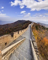 Fototapeten China Great Wall Steps Down Vert-Panorama © Taras Vyshnya
