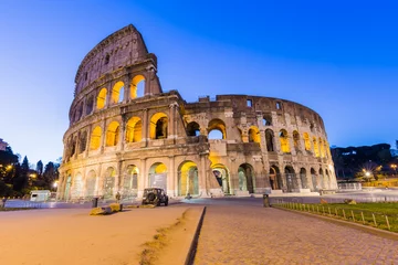 Fototapete Rund Kolosseum bei Nacht in Rom, Italien © orpheus26