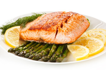 Grilled salmon and asparagus 
