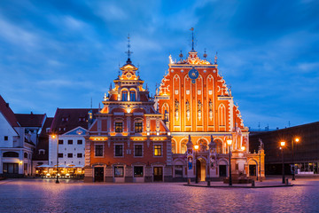 Fototapeta premium Riga Town Hall Square, House of the Blackheads and St. Peter's C
