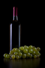 vino bianco in bottiglia