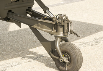 Attack helicopter landing gear