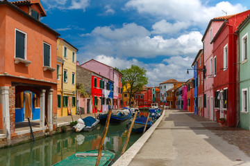 Fototapeta na wymiar Colorful houses on the Burano, Venice, Italy