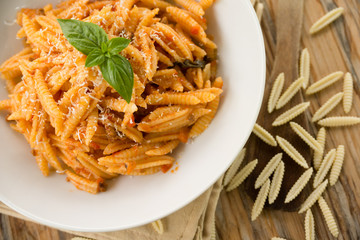 Malloreddus al pomodoro e formaggio, Cucina della Sardegna