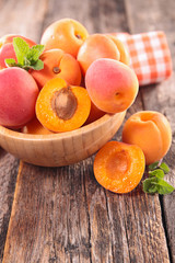 apricot