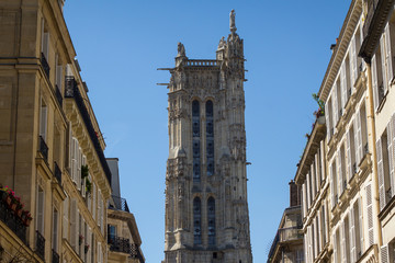 Fototapeta na wymiar Saint-Jacques Tower, Paris