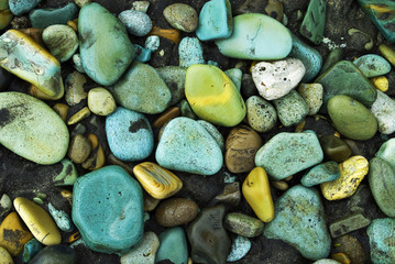 Piedras azules en la isla de Flores (Indonesia)