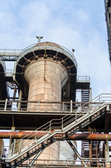 Altes verlassenes Fabrikgebäude auf dem Gelände des Landschaftsparks Duisburg Nord.