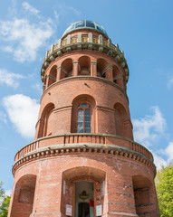 Fototapeta na wymiar Ernst-Moritz-Arndt-Turm auf dem Rugard Ostseeinsel Rügen Bergen