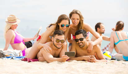 Friends beach selfie