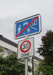 Spielstraße mit Zone 30