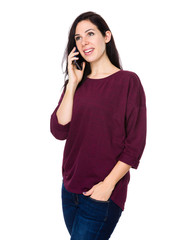 Brunette woman talk to cellphone