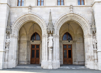 Fototapeta na wymiar Entance of the parliament building, Budapest, Hungary
