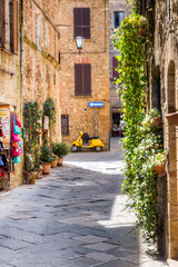 Fototapeta na wymiar Panorami dell'umbria e della toscana