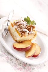 cheesecake with peaches,