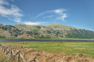 I monti ed il lago del Matese