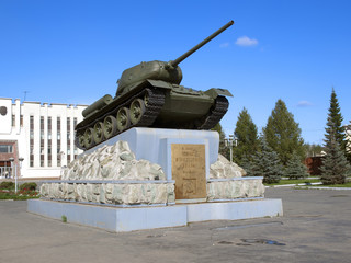 Obraz premium Legendary Soviet tank T-34 on a pedestal on Russia