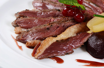 Duck breast in wine sauce