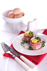 scrambled eggs and bacon 