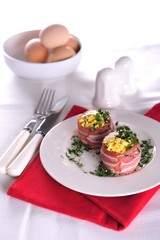 scrambled eggs and bacon 