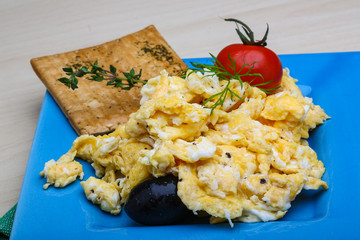 Scrambled eggs with tomato