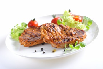 cutlet, meat with lettuce and tomatoes