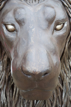 Sculpure metalique chromé du lion