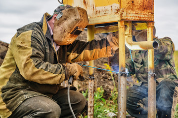 Welding pipe