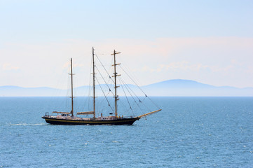 Fototapeta na wymiar Sailing ship