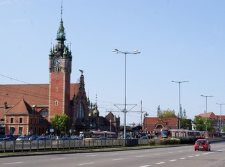 Obraz premium street tower of railway station building in Gdansk