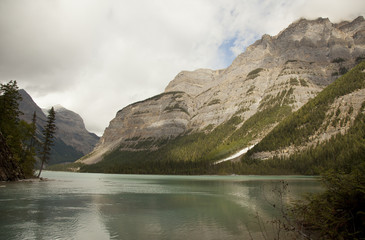 Obraz premium kinney lake in bc canada
