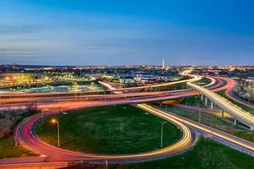 Meubelstickers Washington DC Skyline over highways in Arlington. © SeanPavonePhoto