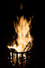 Feuer im Feuerkorb