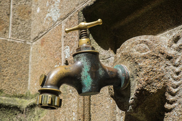 Wasserhahn (St. Michel - Bretagne)
