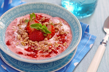 Yogurt with strawberry and granola