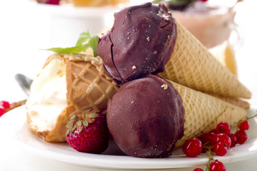 ice cream conewith fresh berries