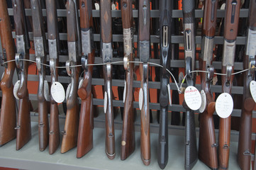 Armes d'occasions en vitrine